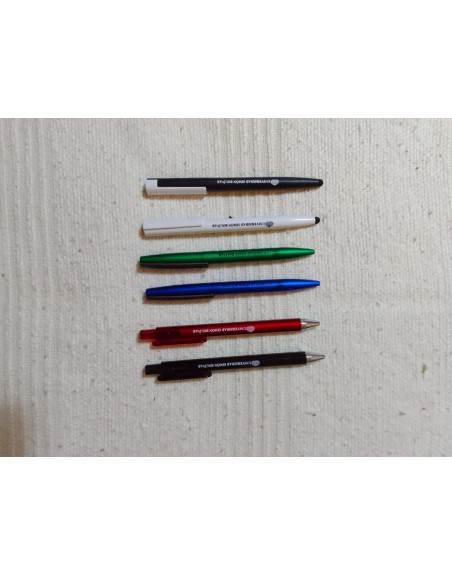 BOLIGRAFOS CON TAPA - 5€