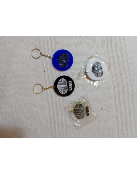 LLAVEROS ACRILICOS  - 10€